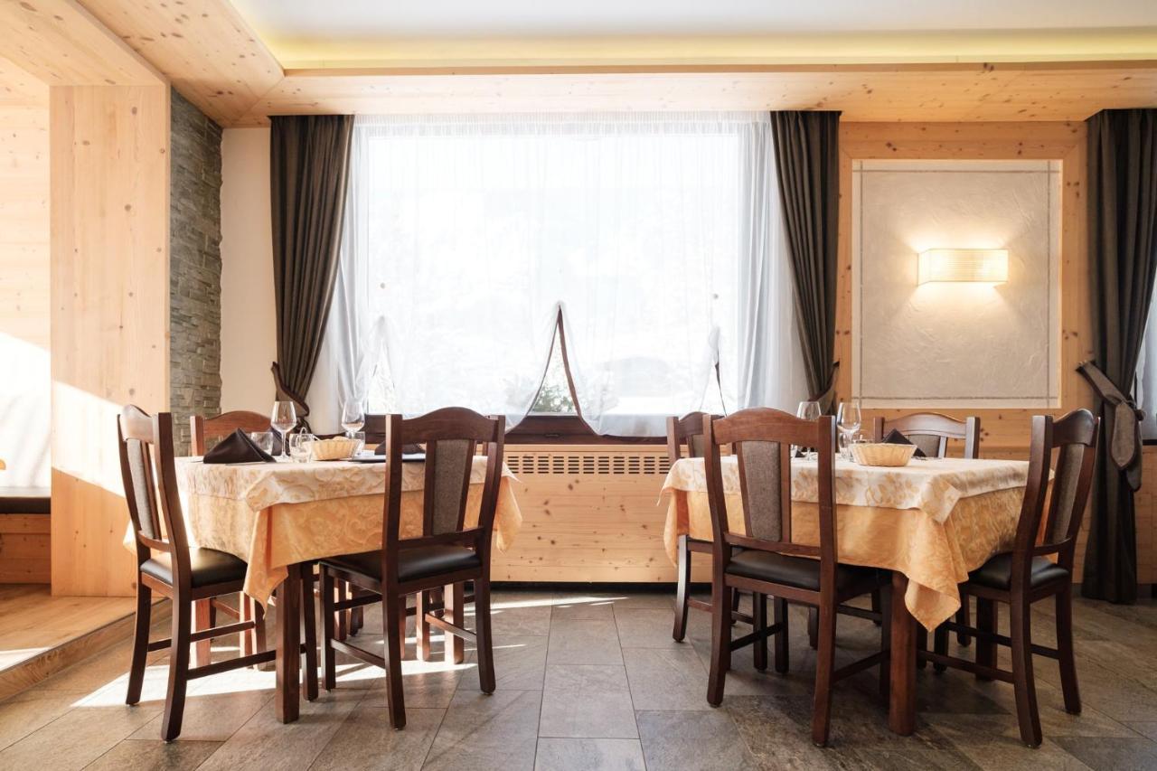 Hotel Piccola Baita Молвена Екстериор снимка