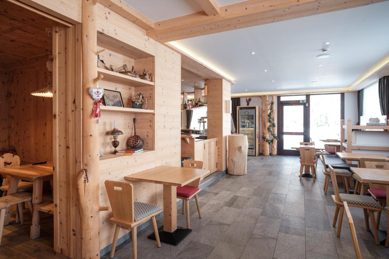 Hotel Piccola Baita Молвена Екстериор снимка