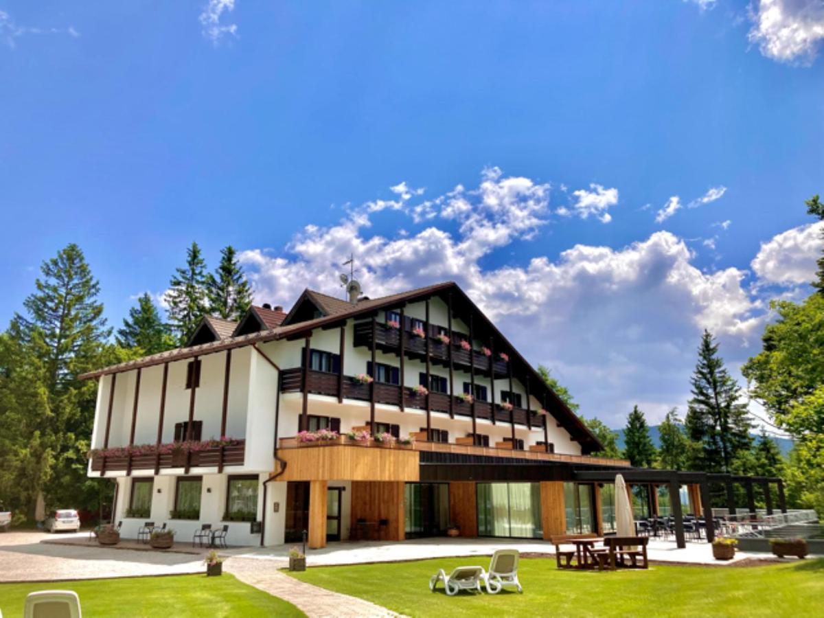 Hotel Piccola Baita Молвена Екстериор снимка