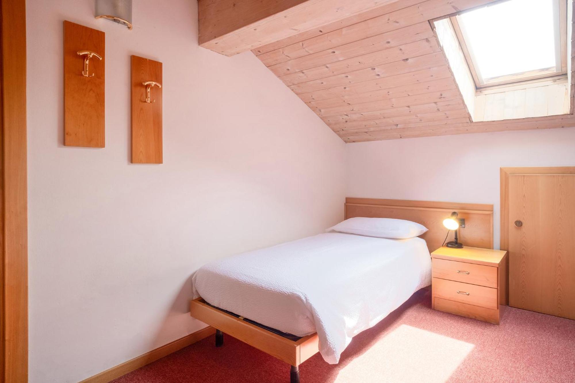 Hotel Piccola Baita Молвена Екстериор снимка
